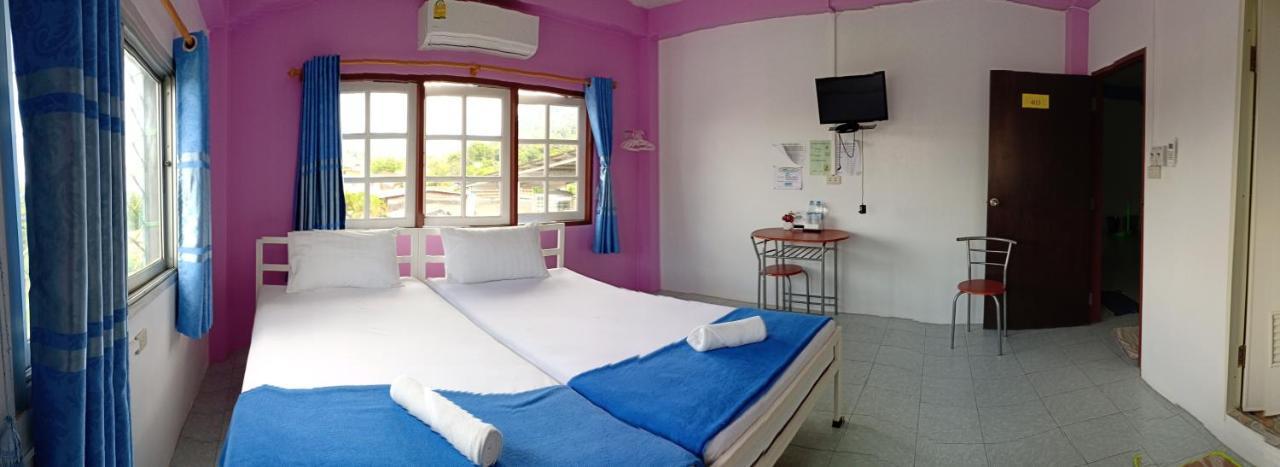 Madinah Hostel Ranong Ban Lum Than エクステリア 写真