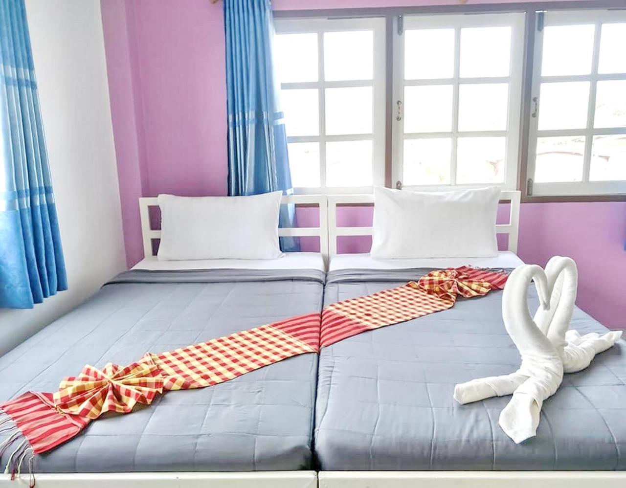 Madinah Hostel Ranong Ban Lum Than エクステリア 写真