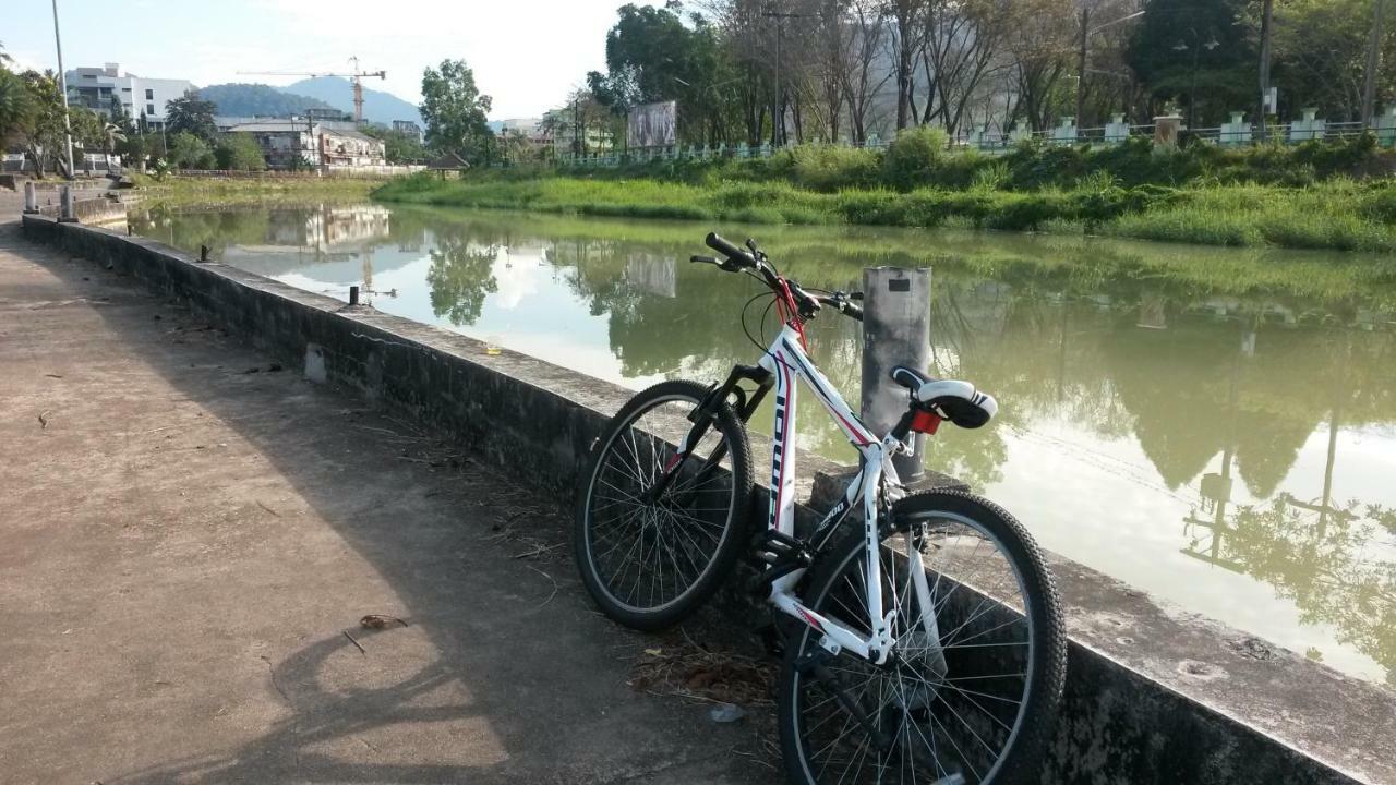 Madinah Hostel Ranong Ban Lum Than エクステリア 写真
