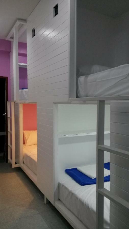 Madinah Hostel Ranong Ban Lum Than エクステリア 写真
