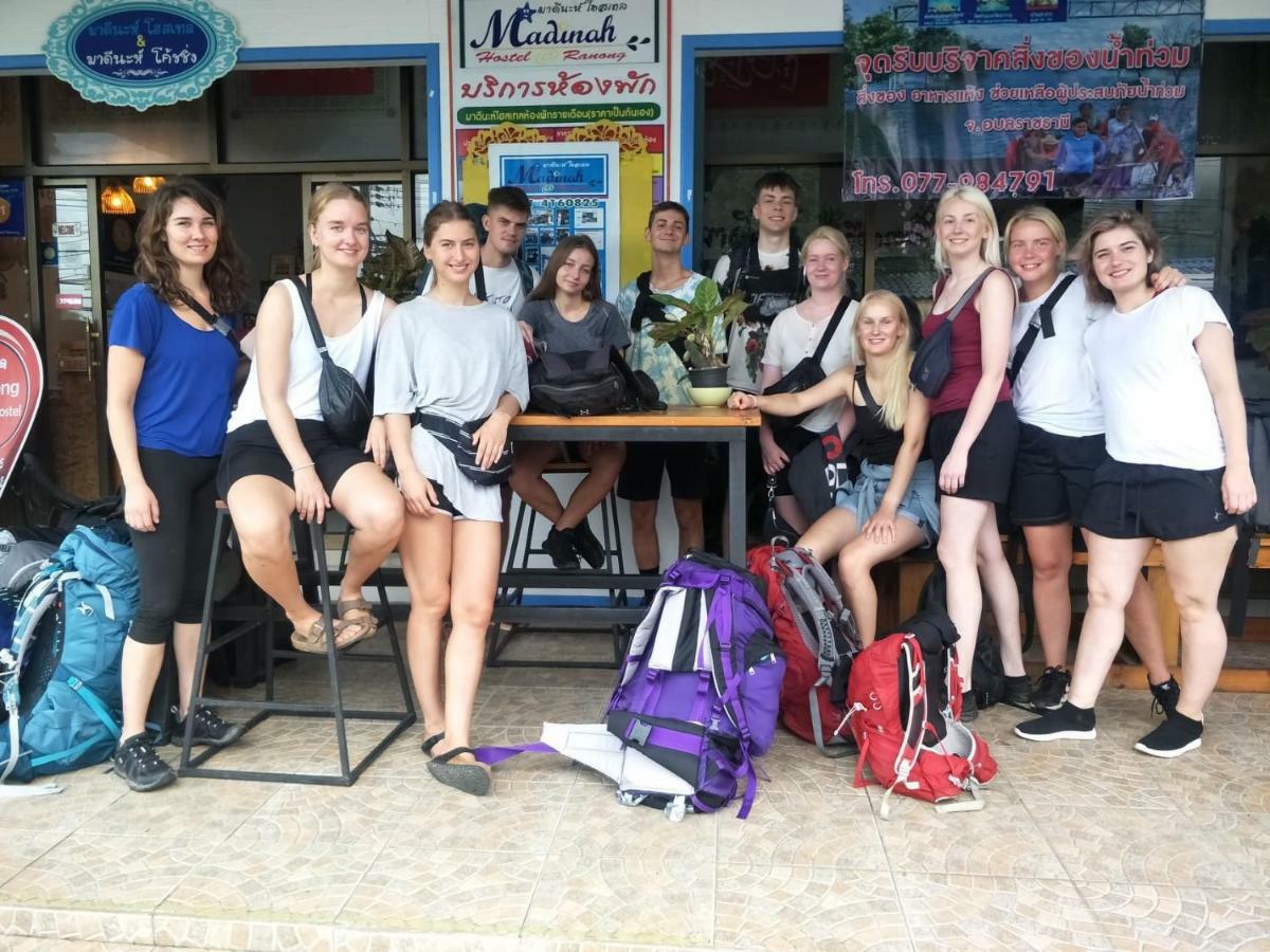 Madinah Hostel Ranong Ban Lum Than エクステリア 写真